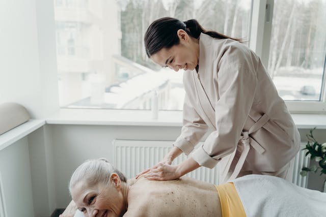 What Should I Wear to an Asian Massage?